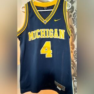 Nike Michigan #4 Jersey Size Medium